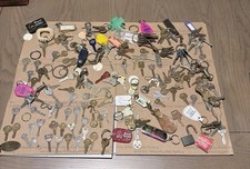 Vintage key lot To House, Car, Locks, Master, Etc. Key Chains, Key Rings, Etc.