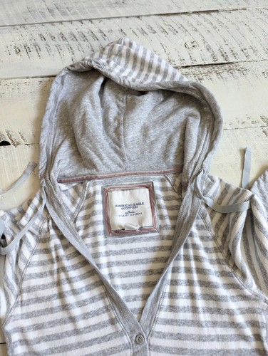 Felpa con cappuccio American Eagle taglia S Y2K grigio erica e bianca a righe Bella Swan 3/4 - Foto 4 di 5