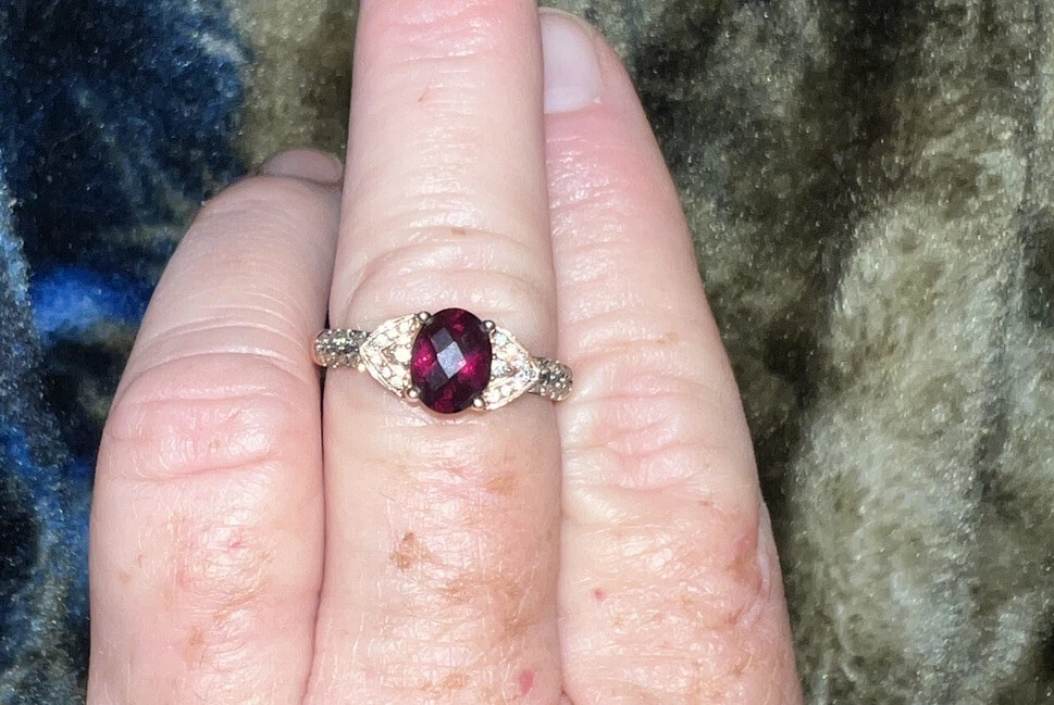 Levian garnet shop ring