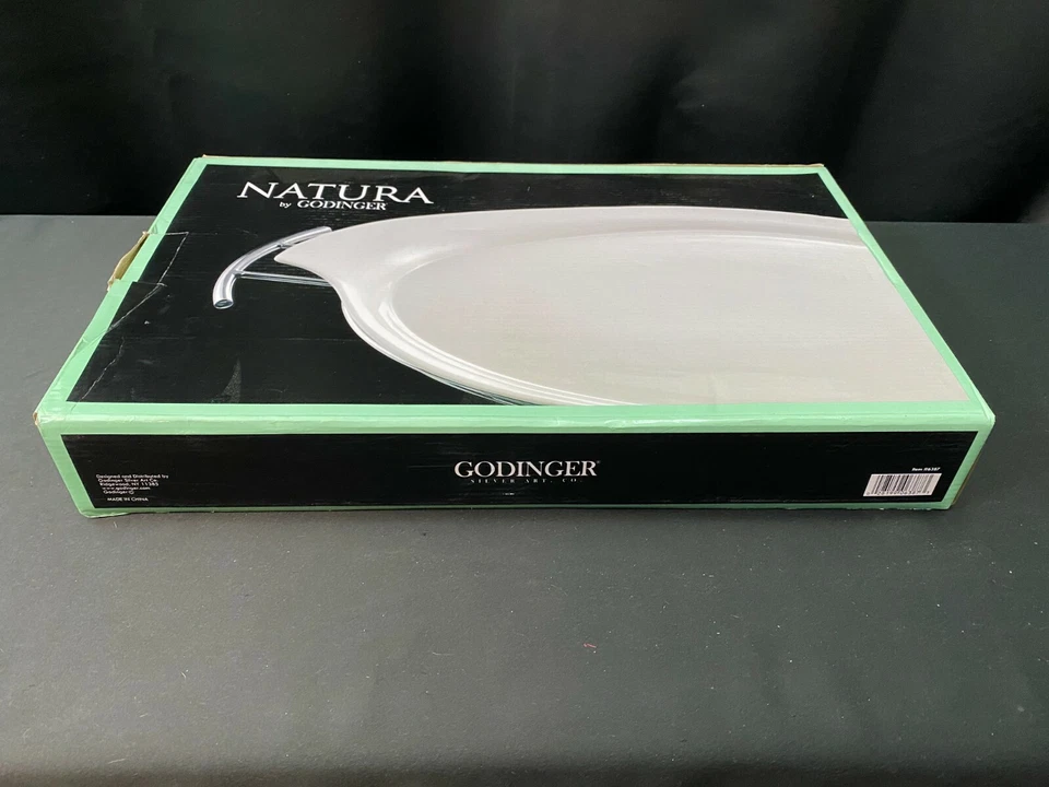 NEW!! Natura by Godinger ~ White / Platinum Handles Serving Tray ~ 11" x 16 1/4" - Image 4 of 4