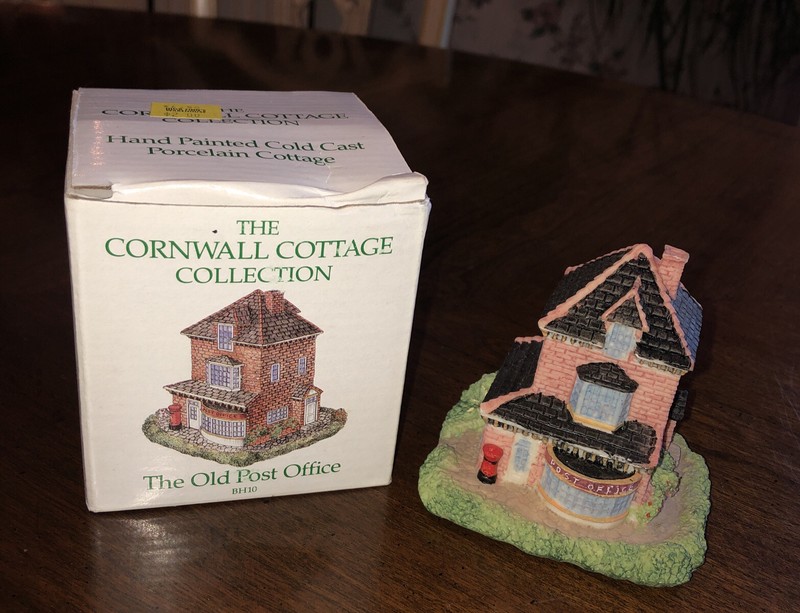 The Cornwall Cottage Collection The Old Post Office BH10 Vintage 1993 w Box