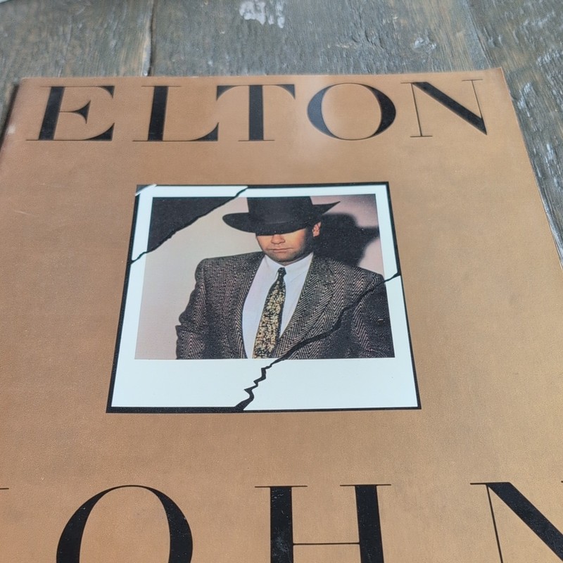 Elton John Breaking Hearts Profile Collection Magazine Booklet
