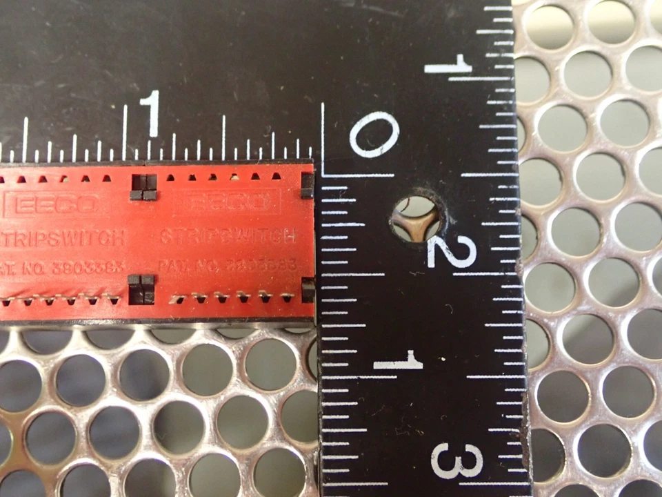 EECO 4A216056G 4-Digit Strip Switches New Old Stock (Lot of 5 Strip Switches) - Image 3 of 4