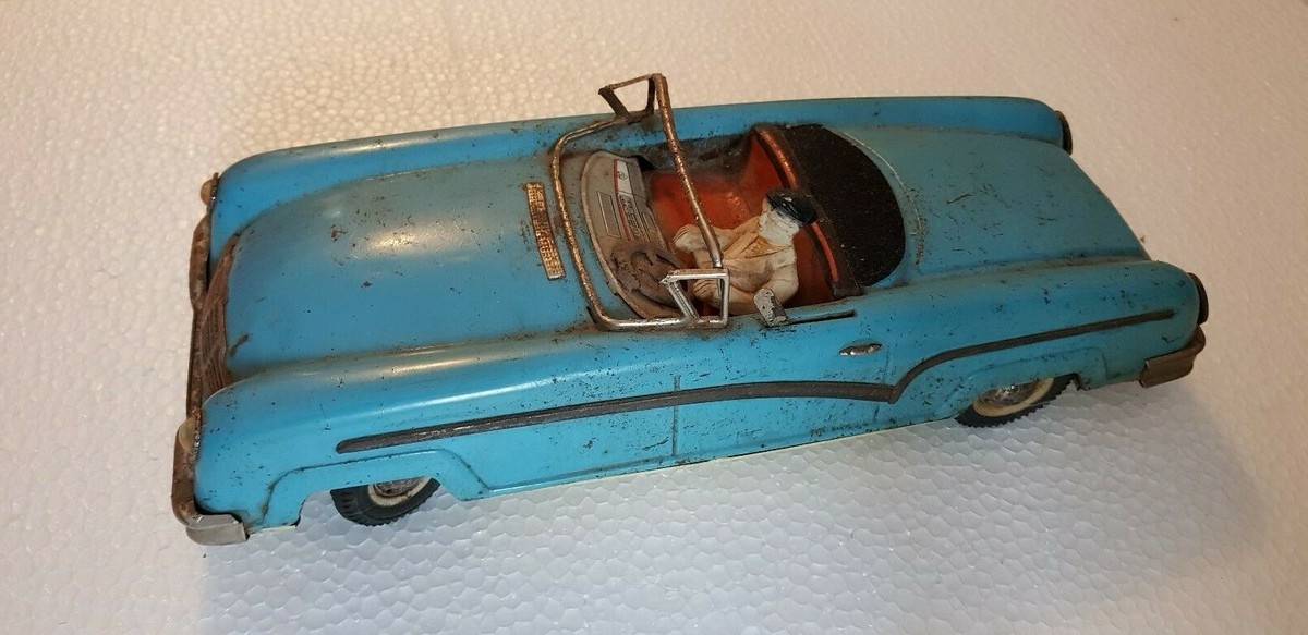 Grande Voiture Miniature Joustra En Tôle - Occasion, Fabriquée En France