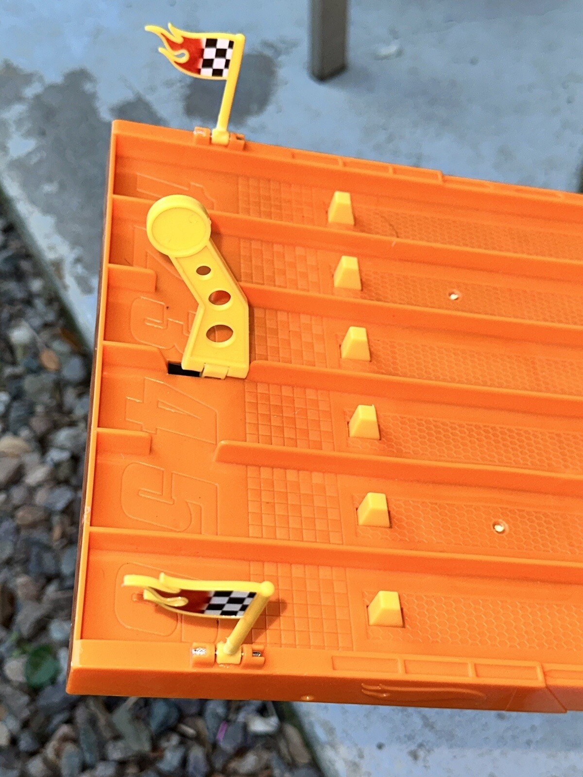 HOT WHEELS SUPER 6 LANE RACEWAY RACE TRACK ELECTRONIC FINISH LINE PLAY SET Bonus eBay