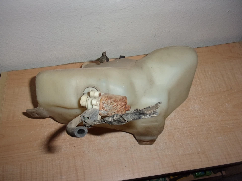 Chrysler Fifth Avenue Fury Diplomat 1982-1989 lavadora tanque de fluido depósito OEM Foto 4 de 4