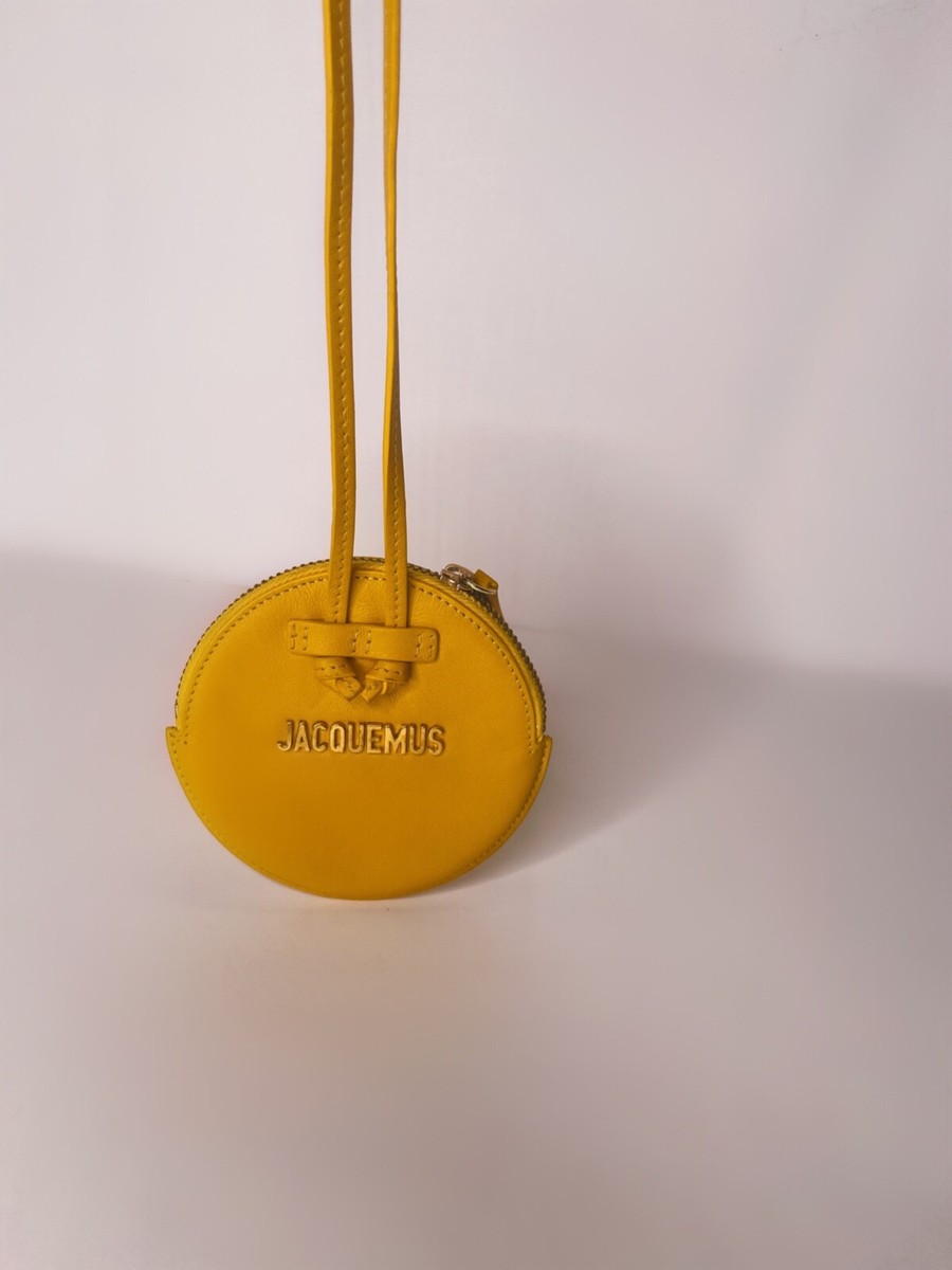 小物 Jacquemus Le Pitchou Jacquemus Le Pitchou Round Coin Purse, yellow gold , 2017