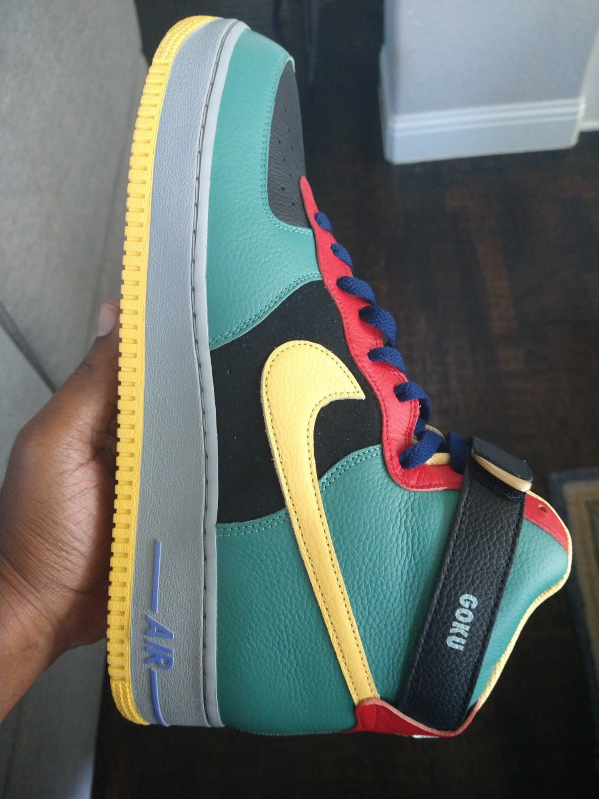Nike One Of One Jamaican Airforce One's image 4