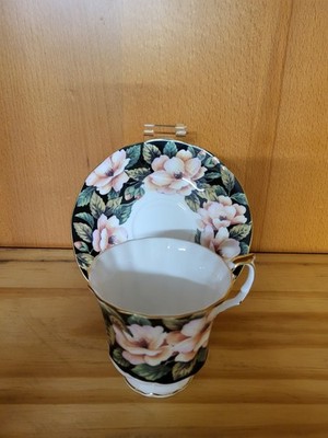 Teetasse Crownford Queens Midnight Bloom Bone China England