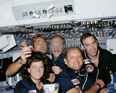 STS-7 CREW SPACE SHUTTLE CHALLENGER 1983 8X10 PHOTO