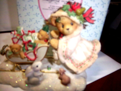 Cherish teddies ''Astrid'' girl shopping with sled-MIB/papers-2001-closed forever