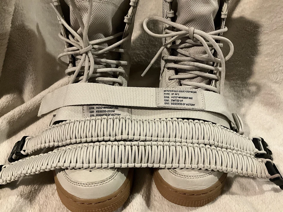 Size 6.5 - Nike SF Air Force 1 High Light Bone W - Image 2 of 4