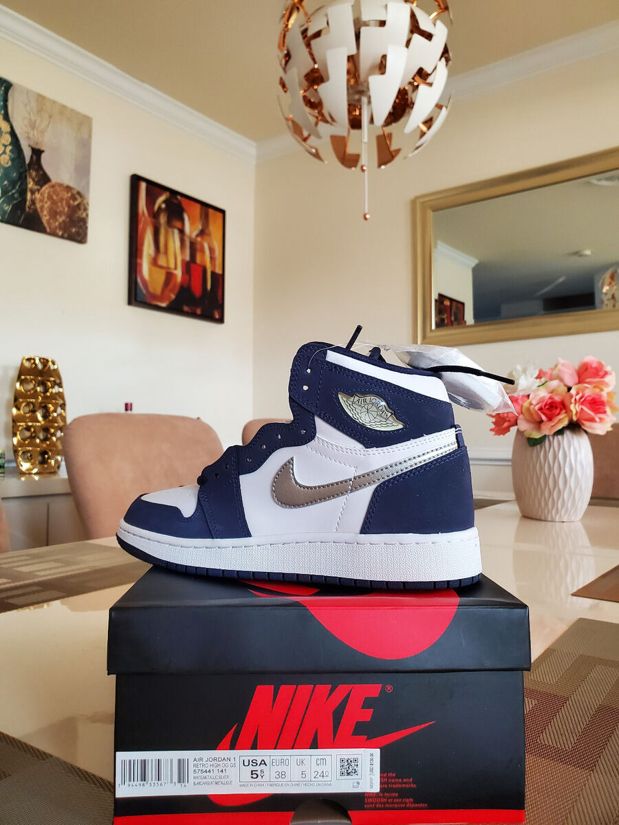 Nike Air Jordan 1 Retro High CO Japan Navy Mid Low 575441 Nike Air Jordan 1 Retro High CO Japan Navy Mid Low 575441