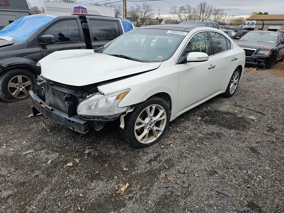 Used Fuel Pump fits: 2013 Nissan Maxima Pump Assembly Grade B - Image 2 of 4