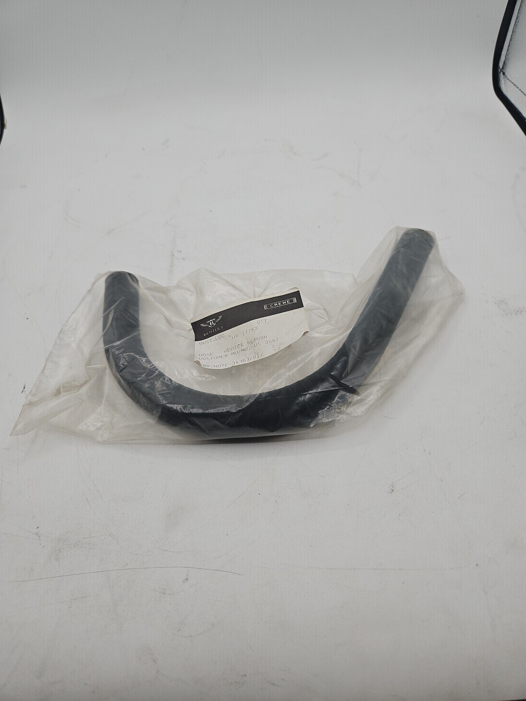 BENTLEY & ROLLS ROYCE-HEATER RETURN HOSE (UR17763)