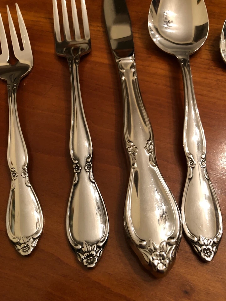 Oneida Community Chatelaine Stainless Flatware -  Choice - Image 2 of 4