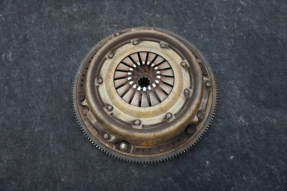 Manual Transmission Flywheel & Clutch 53010630AB Jeep Wrangler Rubicon TJ 05-06 - Bild 4 von 4