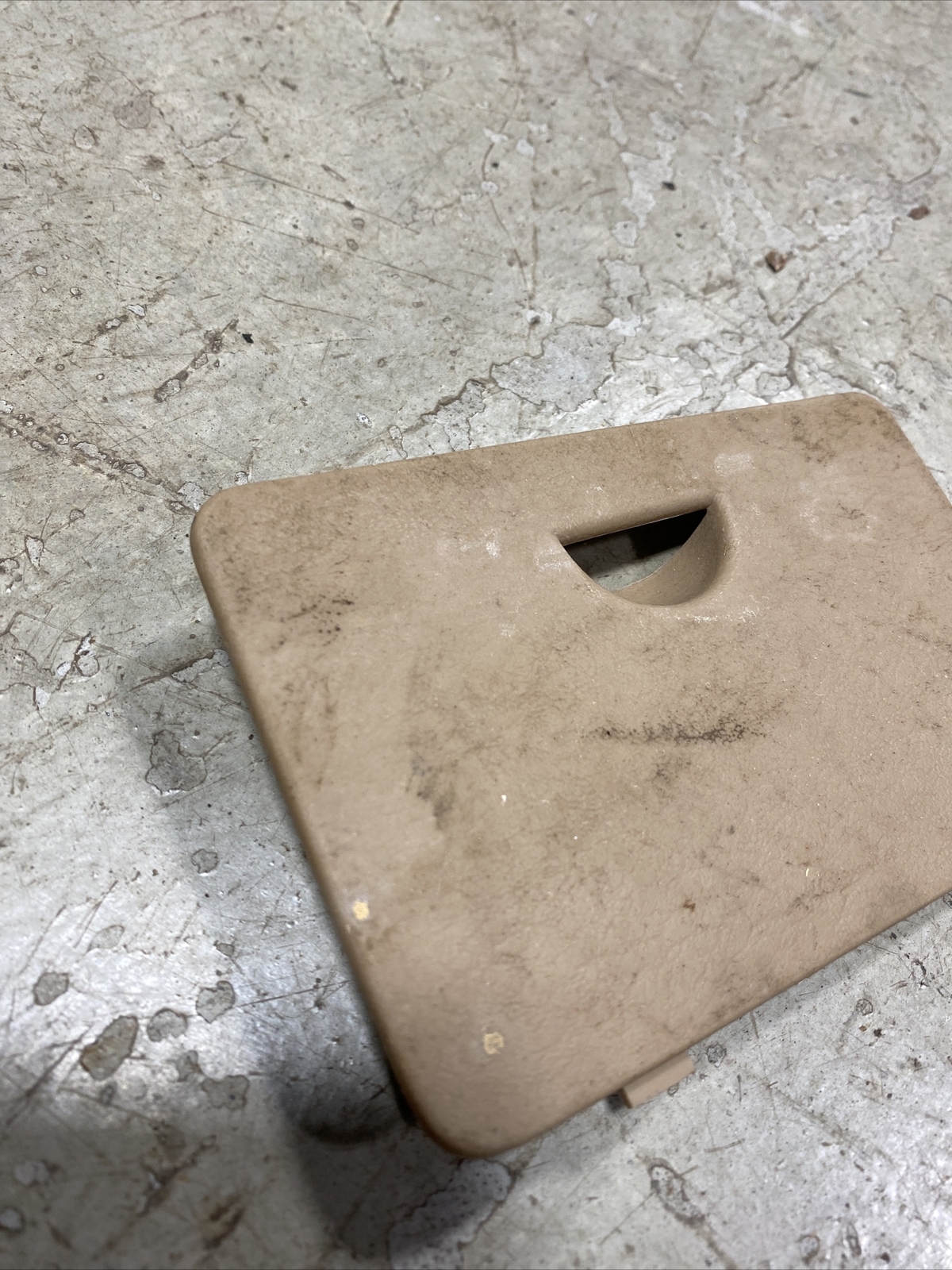 Jeep Cherokee XJ 9701 Passenger Side Kick Panel Fuse Cover Tan OEM