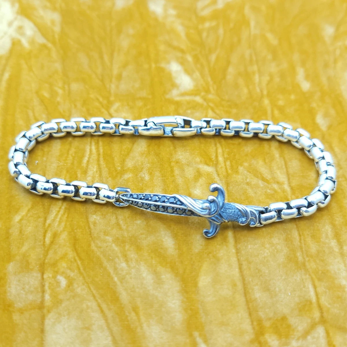 David yurman 2024 dagger bracelet