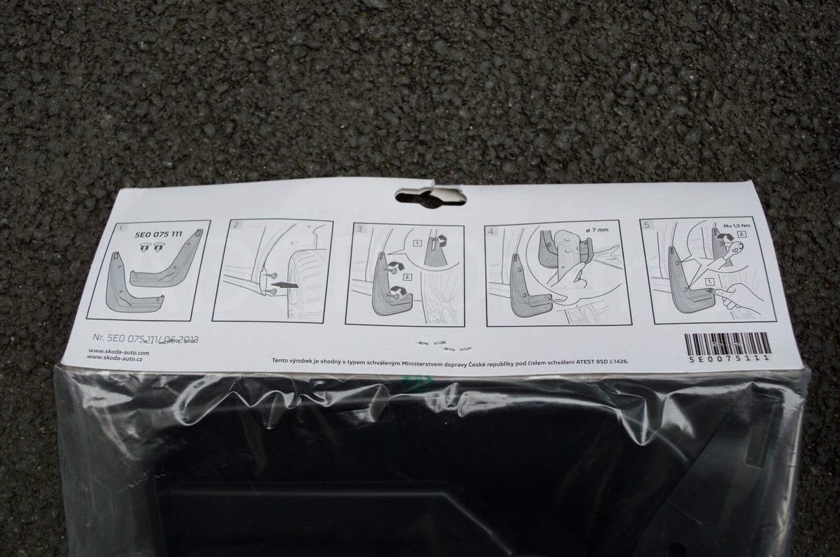 Genuine Skoda Front Mud Flaps For Octavia MK3 (2013-2020) - Part 5E0075111