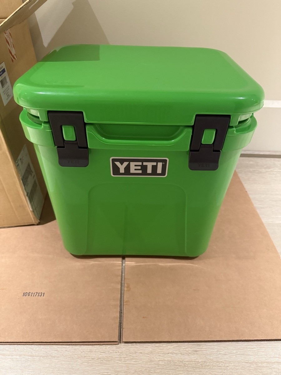 YETI Roadie 24 Cooler- Canopy Green! New With Tags Hard To Find