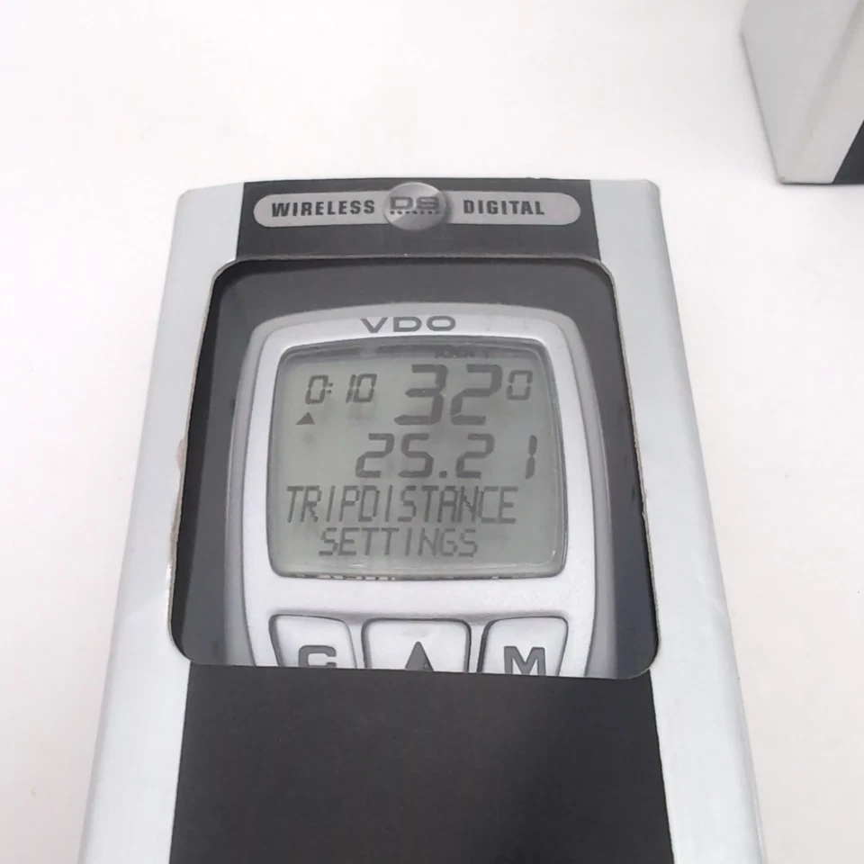 SET OF 2: VDO C3 DS Cycle Computer + Cadence Upgrade Kit NEW OPEN BOX - Image 3 of 4