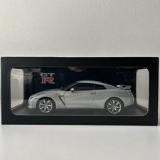 Nissan dealer special order AUTOart 1 18 NISSAN GT R R35 Metal Silver AutoArt Me