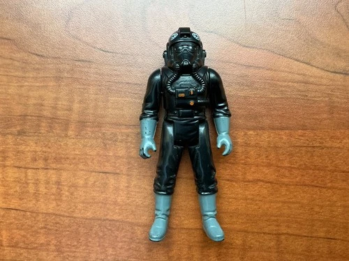 Vintage Spanish PBP 1982 Star Wars Tie Fighter Pilot Scar No COO w/ AT AT Emblem