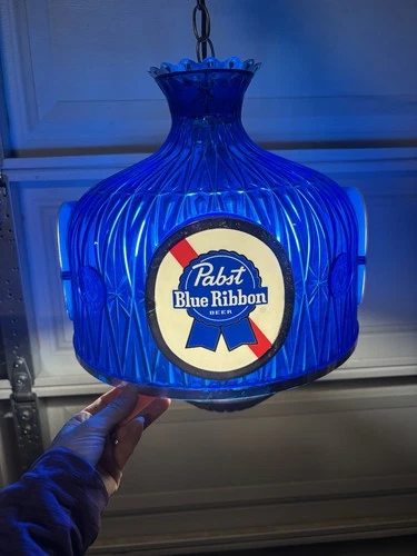 VTG PABST BLUE RIBBON BEER POKER CHIP CARD POOL TABLE LIGHT PUB BAR SIGN Works