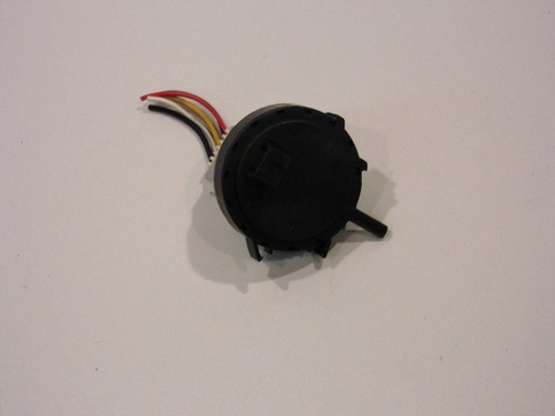 Druckwächter Druckschalter Druckdose 37650043 Waschmaschine Siemens T12-54