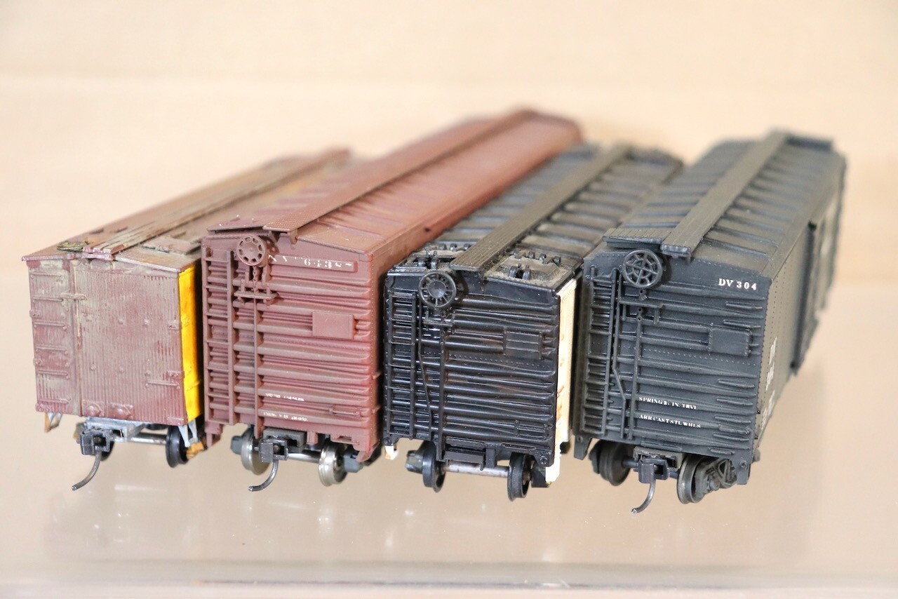 ATHEARN ACCURAIL RAKE of 4 CARNATION MILK OLD DUTCH DAVAN NYC BOX CAR WAGON nx