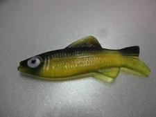 SOFT PLASTIC 2 1/2" IRRIDESCENT GREEN WITH BLACK BACK IMITATION FISH 25 PC. LOT