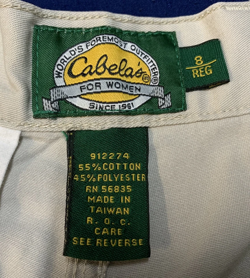 Bermuda de acampamento CABELAS feminina cáqui caminhada tamanho 8 costura interna 5,5” bolso com zíper em excelente estado usado - Imagem 3 de 4