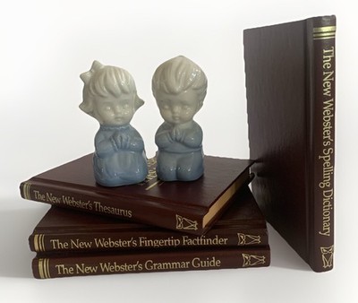 Praying Boy & Girl Figurine White Blue VTG Japan Chinoserie Traditional Chic MCM