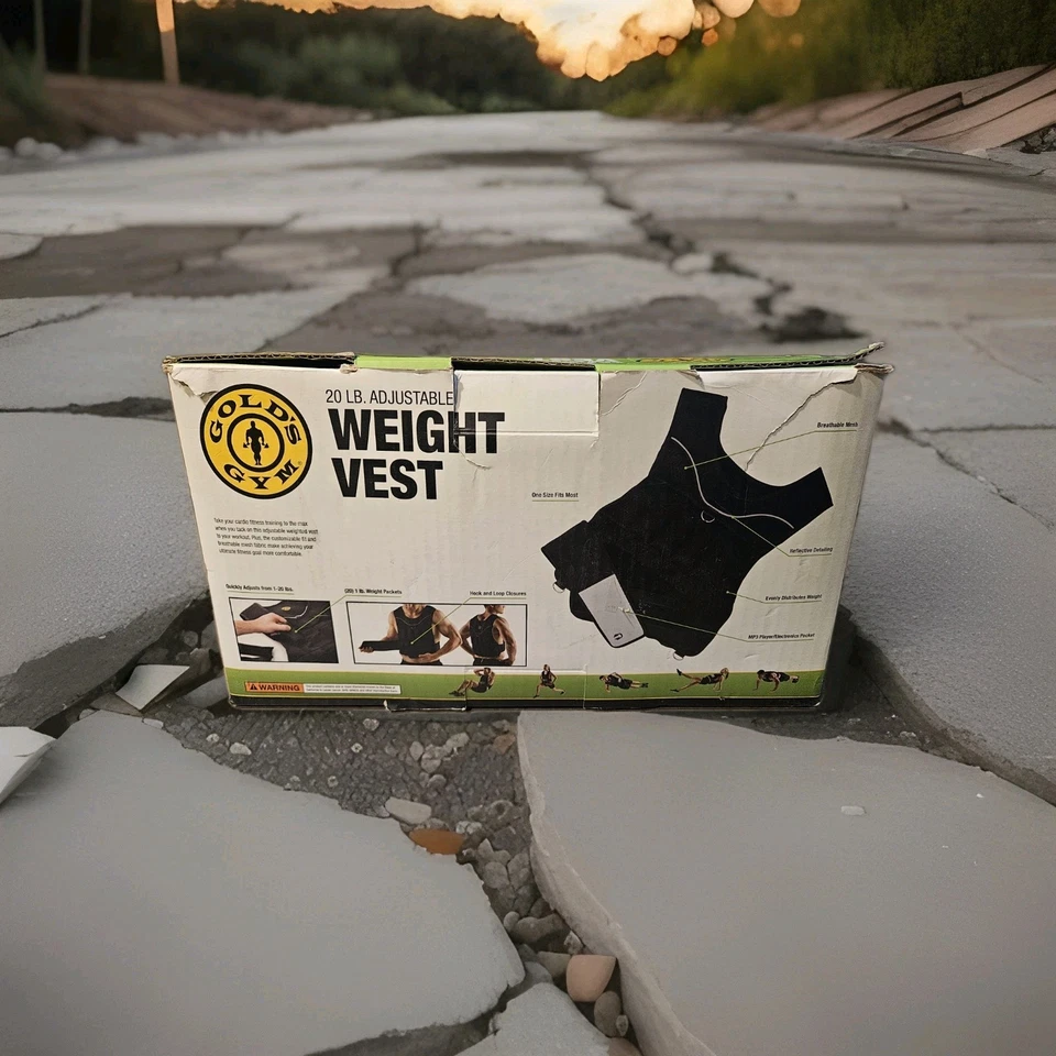 Golds Gym 20 lbs. Workout Vest Fits Most Sizes Lightly Worn..Excellent Condition - Image 2 of 4