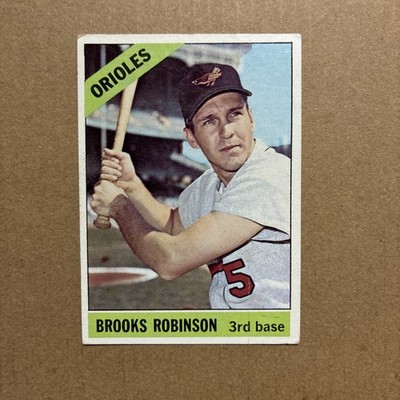 1966 Topps #390 - Brooks Robinson