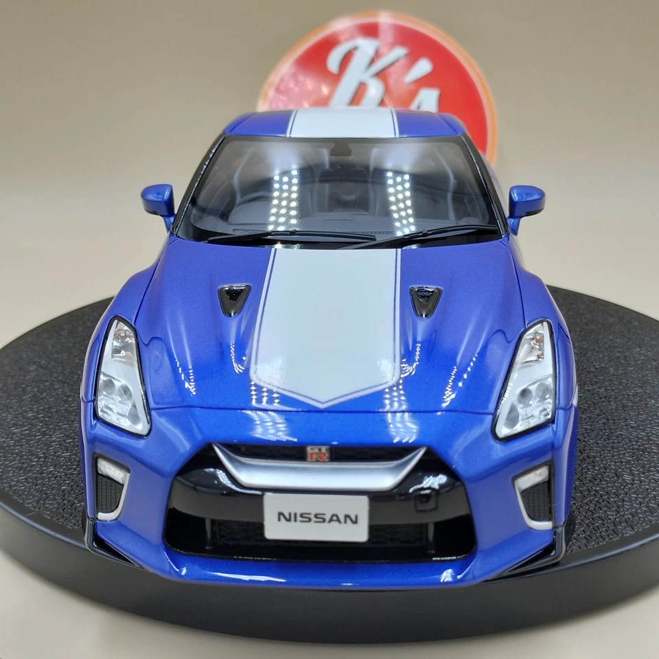 Kyosho 1/18 Nissan GT-R R35 50th Anniversary Blue KSR18044BL samurai - Image 2 of 4