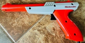 NES-001 Console With 2 Controllers, 1 Game, Zapper, Power Supply, and RF Switch