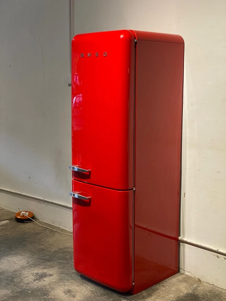 SMEG REFRIGERATOR  - Image 3 of 4