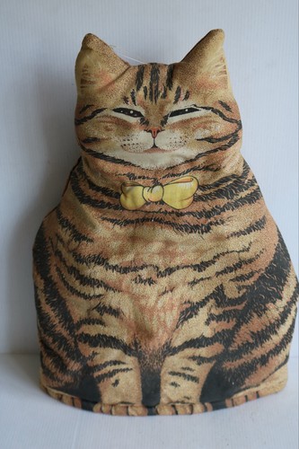 Vintage Sari Cat 70s 80s Tea Cosy Cotton Fabric Retro Kitchenware
