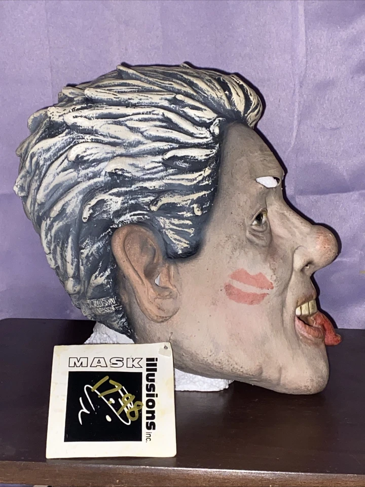President Bill Clinton On Epstein Island Novelty Vinyl Mask-Vintage 1998 - Image 2 of 4