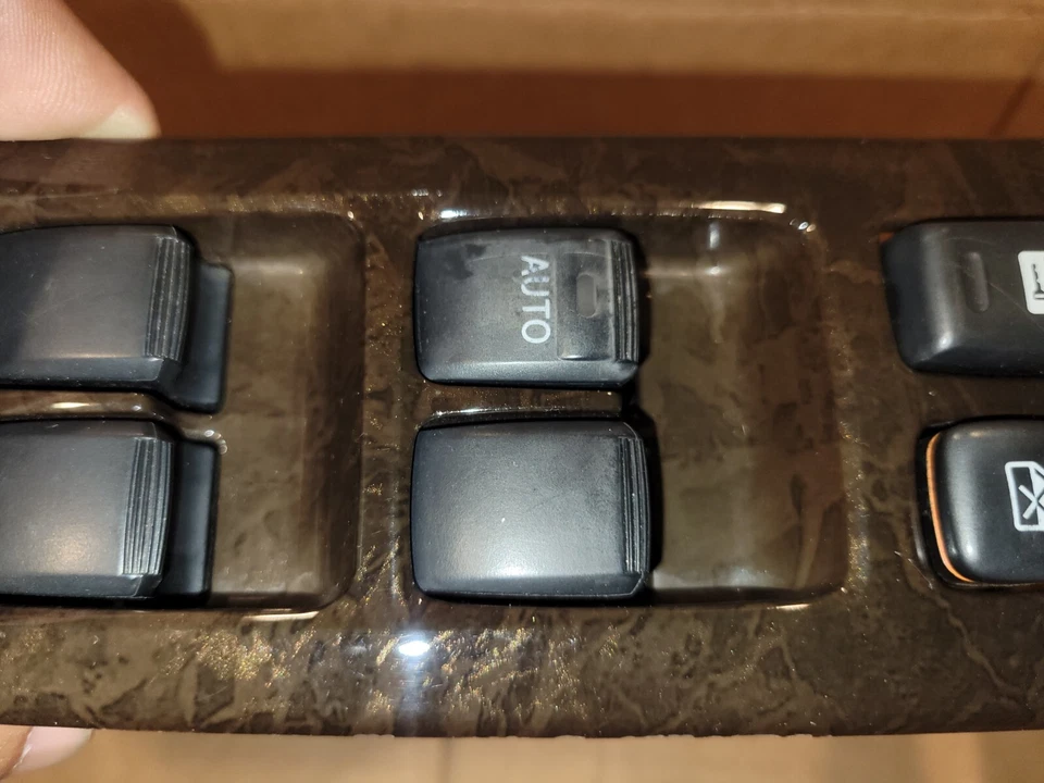 2001-2007 TOYOTA HIGHLANDER MASTER INTERRUPTOR DE JANELA DE ENERGIA GRÃO DE MADEIRA 84040-48050 - Imagem 3 de 4