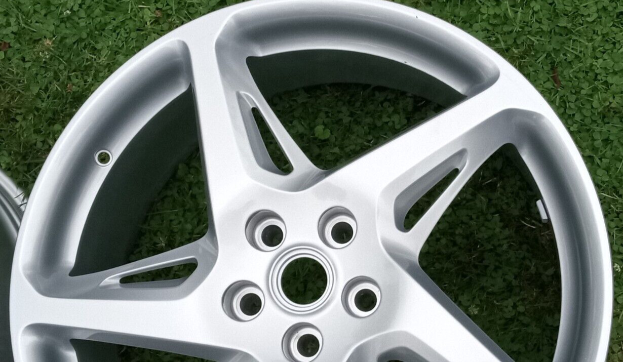 Ferrari 458 Wheels_Set of 4_282334_282335_8.5x20 Front 10.5x20 Rear_GENUINE_OE