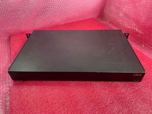 Los conmutadores KVM Caja De Conmutación KVM IBM