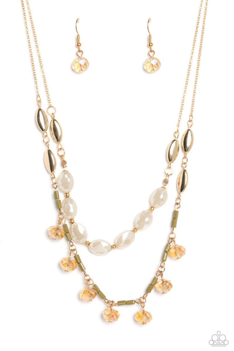 Gold Paparazzi Royal Royal Reminiscence White Necklace Pearl