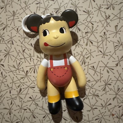 Milky Peko-Chan Popobe 5.5  Vinyl Figure Bearbrick Keychain