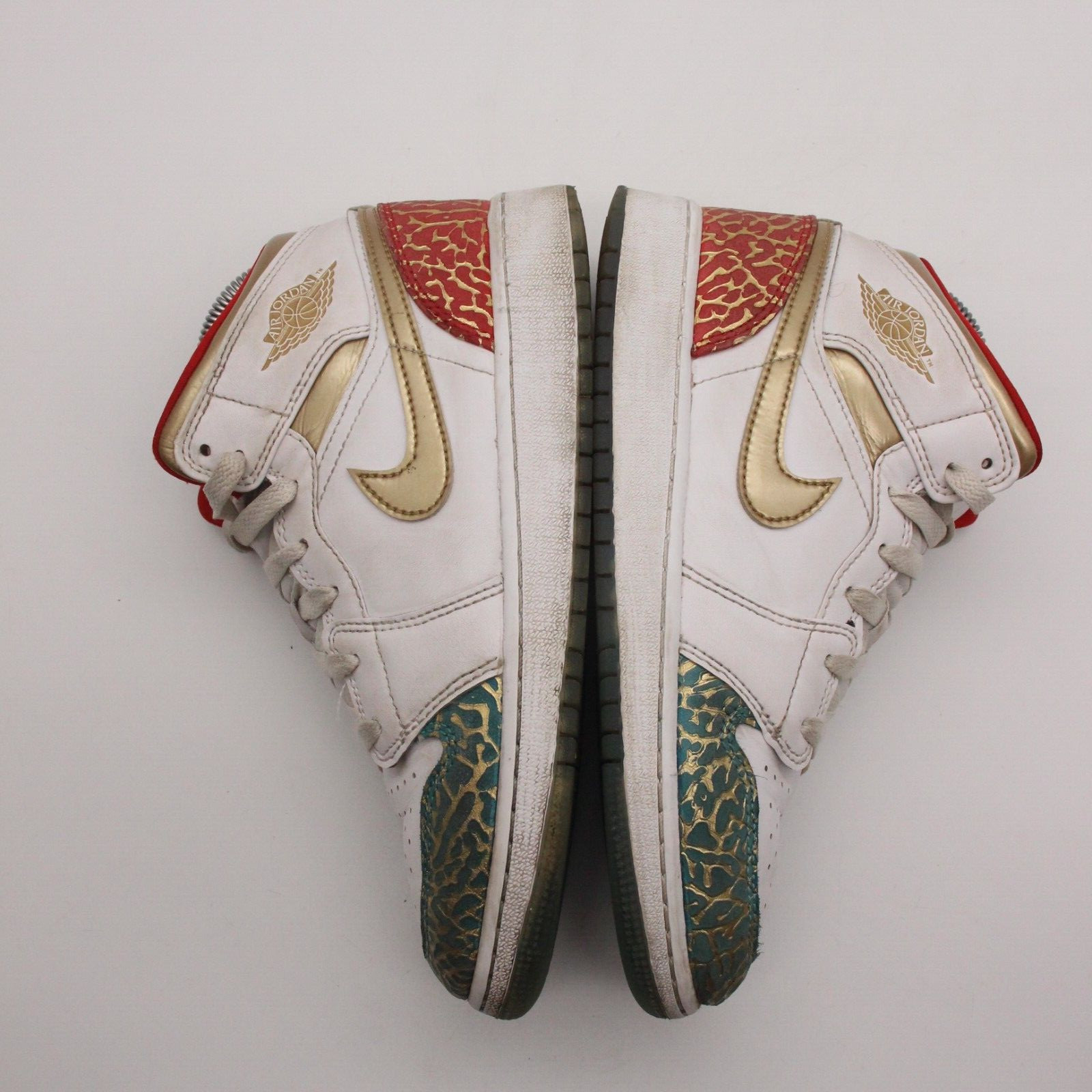Nik Air Jordan 1 Mid School NC To Chicago Youth 5 Women’s 6.5 FB2212-100 Sneaker thumbnail 9