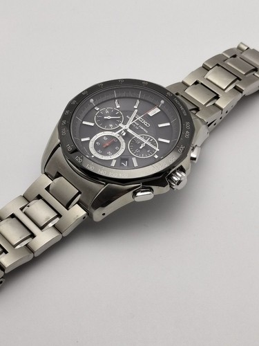 Seiko Brightz 8B82-0AA0 SAGA027 Chronographe Date Solaire Montre Hommes Auth - Photo 7 sur 8