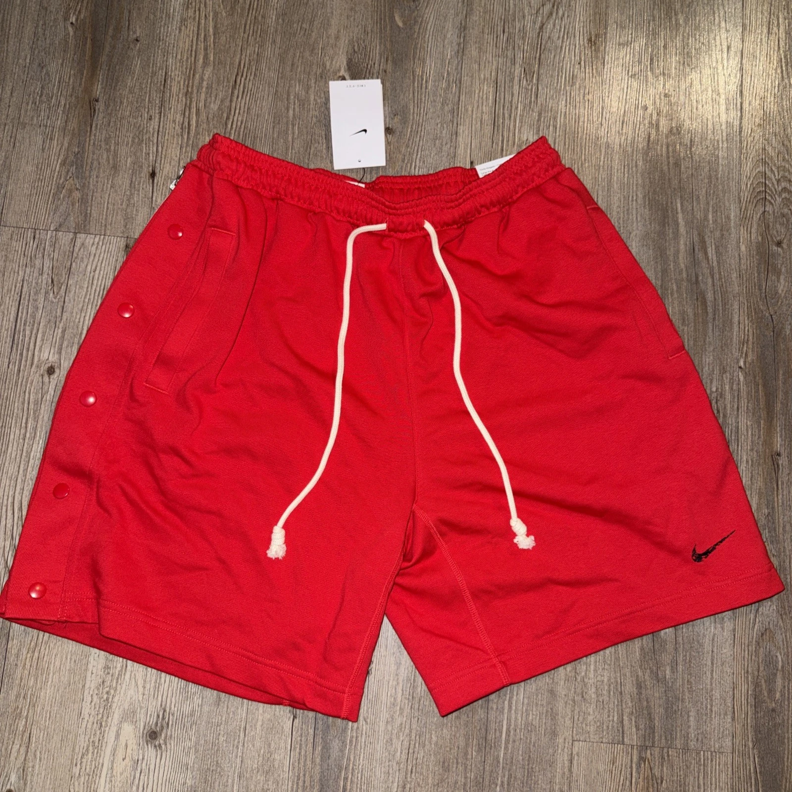NEW Nike DRI-FIT Standard Issue Tearaway Shorts Red Men's Size Large FB6921-657