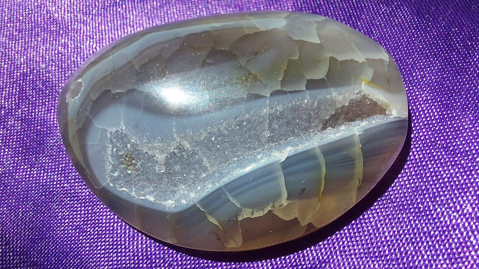 Pendentif géode agate violette véritable de 28 gr, gemme de collection Veines de dragon